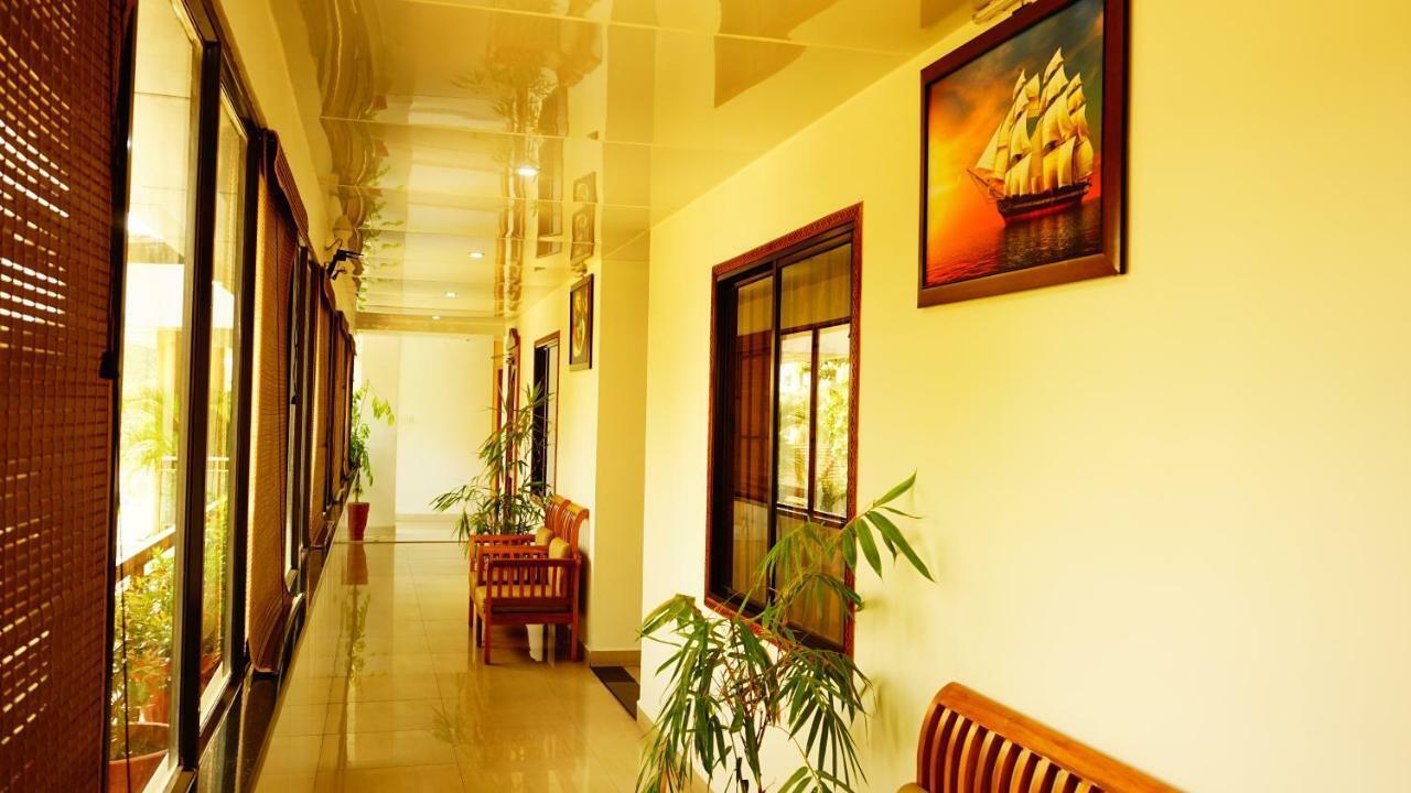 Thayamkery'S Royal Inn Kochi Eksteriør bilde