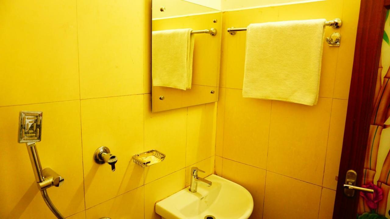 Thayamkery'S Royal Inn Kochi Eksteriør bilde